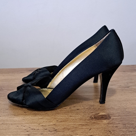 J. Crew Black Heels Women's Size 8 Fabric Upper Bow Open Toe Gold Made in Italy - Picture 3 of 16